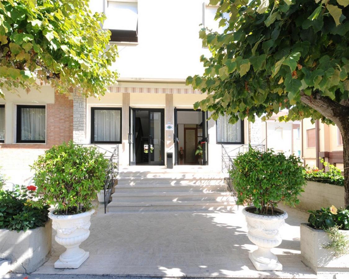 Hotel Perugina Chianciano Terme Esterno foto